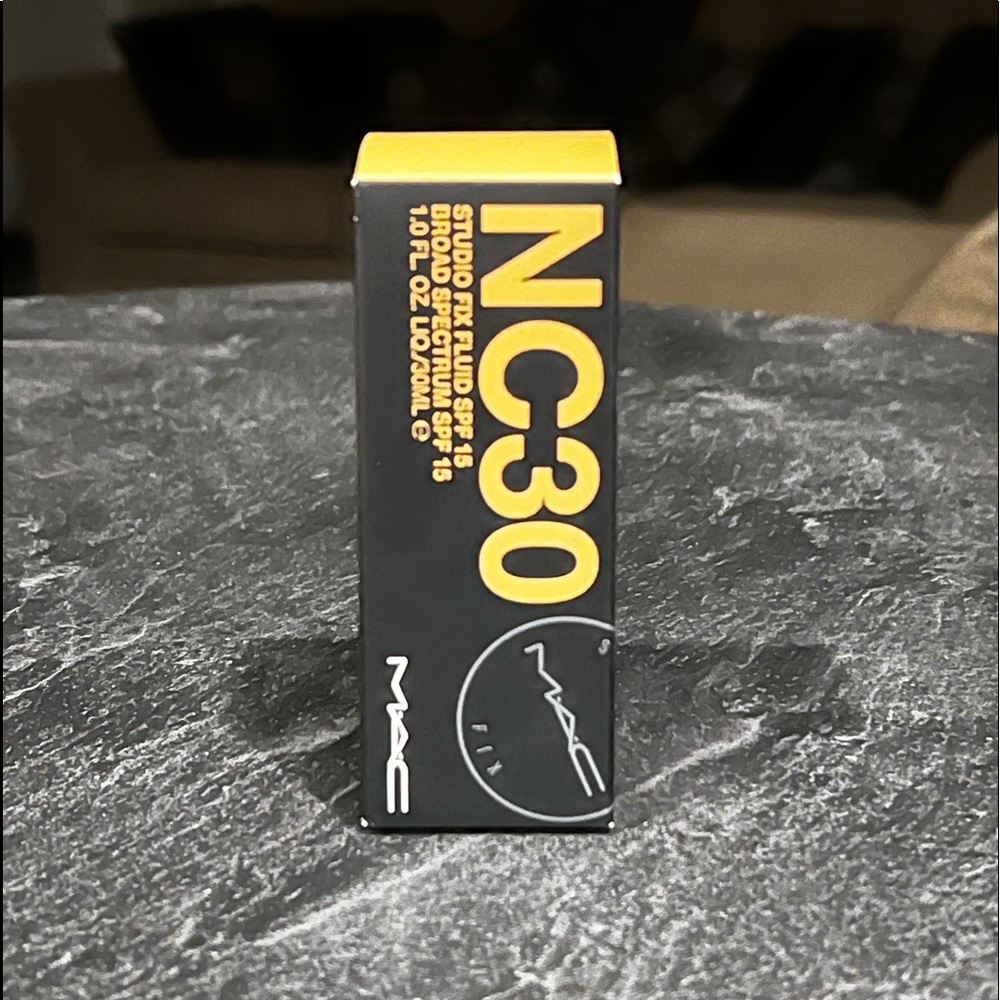 MAC studio fix foundation NC30
